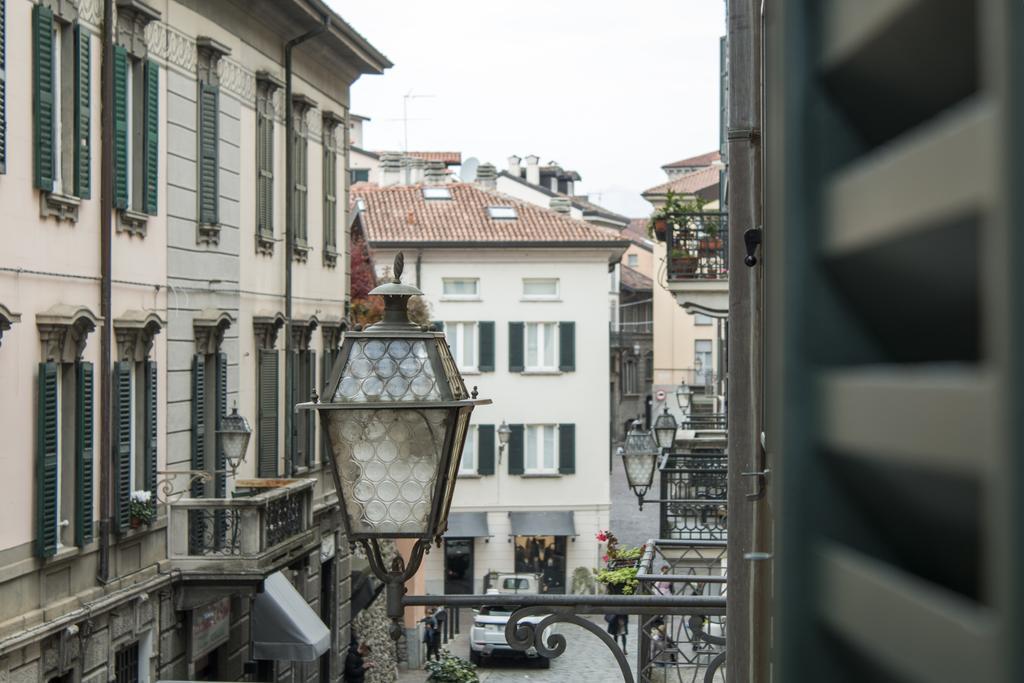 Cavour 51 Lägenhet Lecco Exteriör bild